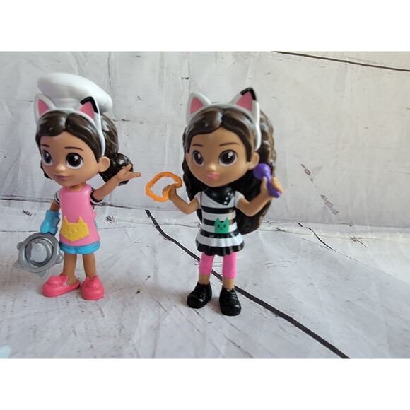 Gabbys Dollhouse Toy Figures Lot Of 3 Dolls 1 Cat Cake Toppers - Picture 2 of 6